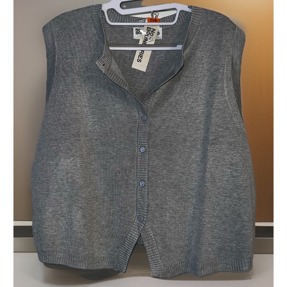 No Boundaries Women’s Gray Knit Button Up Vest Size XXL Academia Lightweight